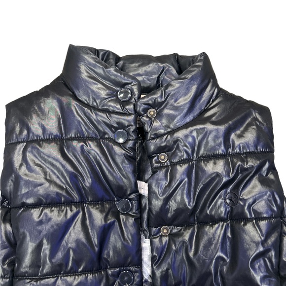 Converse Vest - Picture 3 of 9